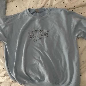 nike embroidered sweatshirt w few stains
